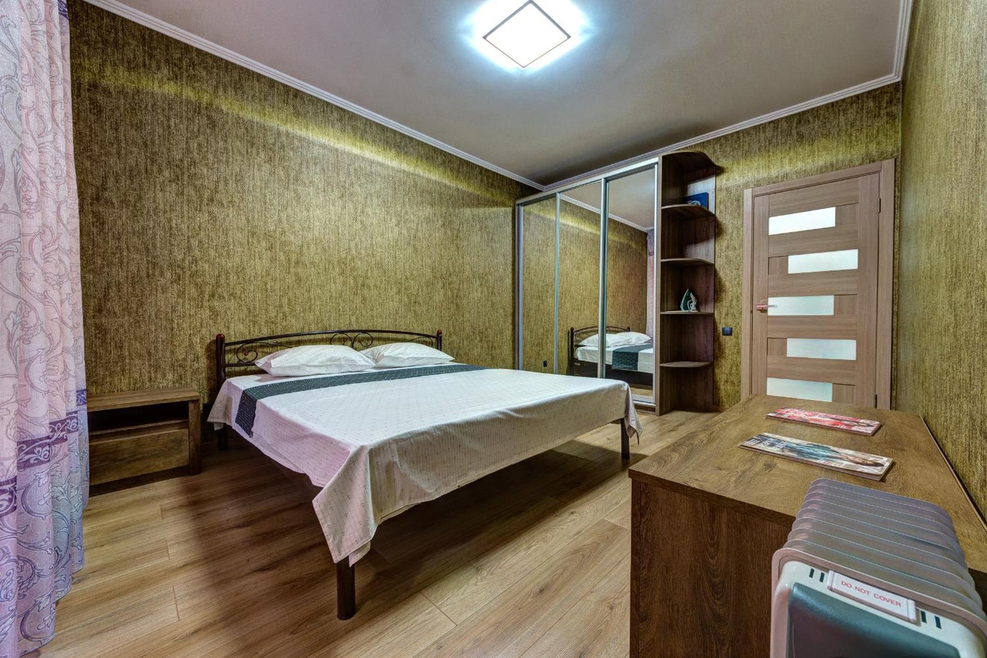 Apartment 2-кімнатні поруч з національним цирком україни